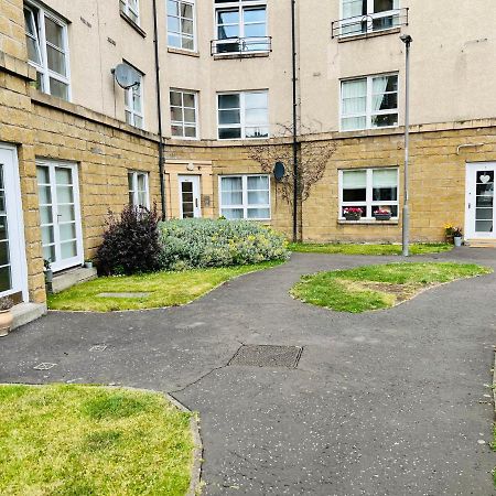Peaceful 2 Bedroom Flat With Free Parking Единбург Екстер'єр фото