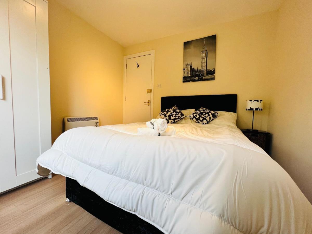 Peaceful 2 Bedroom Flat With Free Parking Единбург Екстер'єр фото