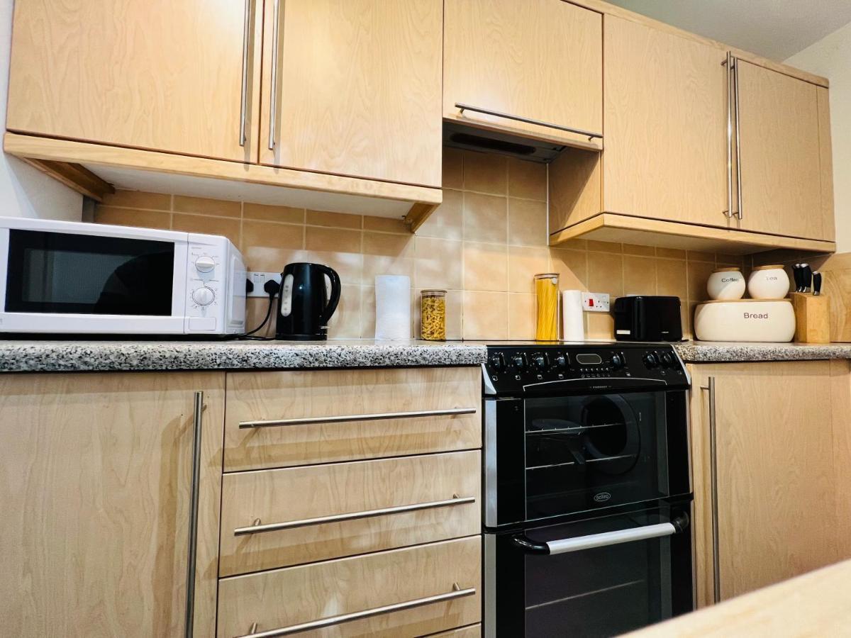 Peaceful 2 Bedroom Flat With Free Parking Единбург Екстер'єр фото